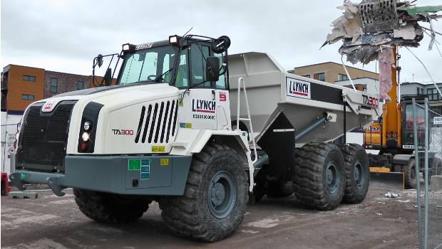 Royaume-Uni : Lynch Plant Hire investit dans une flotte Terex Trucks