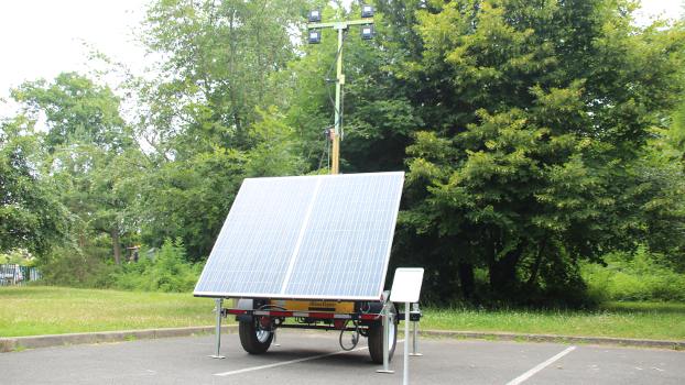 Photovoltaïque : Atlas Copco présente son mât d’éclairage QLTS