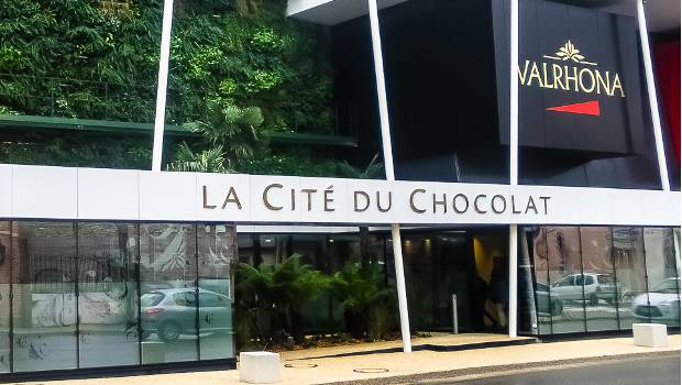 Un « délicieux » jardin vertical à la Cité du Chocolat 