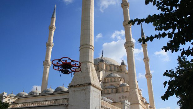 Un drone miniaturise la plus grande mosquée de Turquie