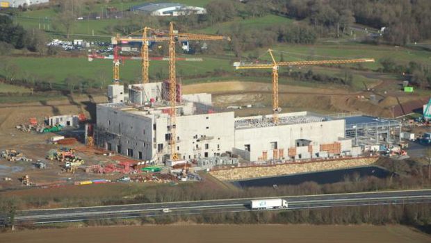 Carhaix : la plus grande usine de fabrication de poudre de lait