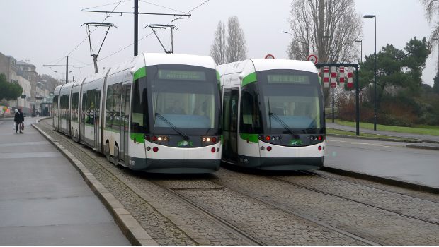 Nantes : le tramway se refait une beauté