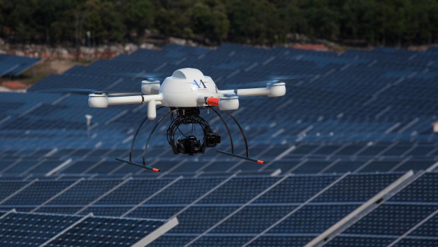Drones : Air Marine inspecte les centrales solaires d'Akuo Energy