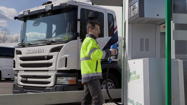 Bioéthanol : Scania peut commercialiser ses camions en France