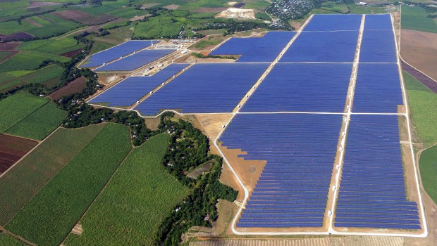 Bouygues Construction signe la plus grande ferme solaire d'Asie du Sud-Est