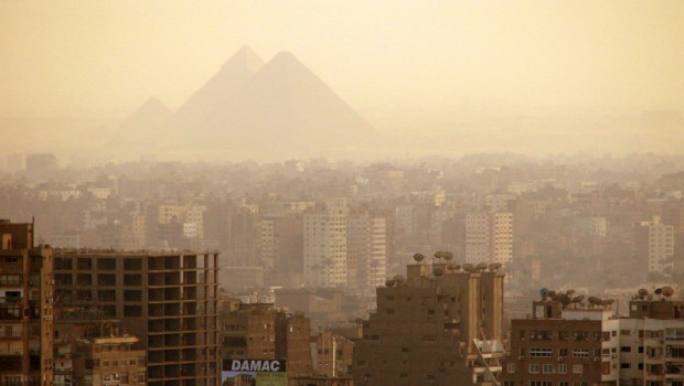 Cemex réalise le revêtement de la 1ère autoroute en béton d'Égypte
