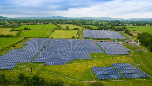Au Royaume-Uni, ET Energy participe à deux projets photovoltaïques