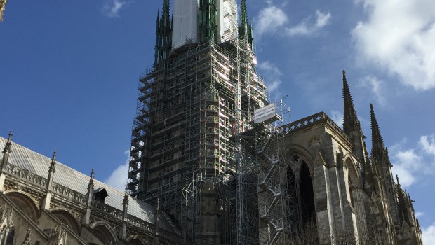 Cathédrale de Rouen : la flèche échafaudée à plus de 85 m