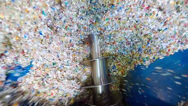 Le SRP sort les premiers éco-profils des plastiques recyclés