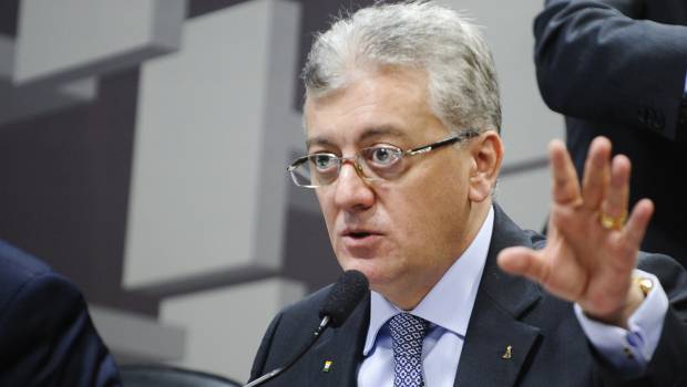 L'ex-DG de Petrobras arrêté pour corruption au Brésil