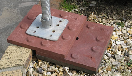 Des cales en matière composite pour les échafaudages