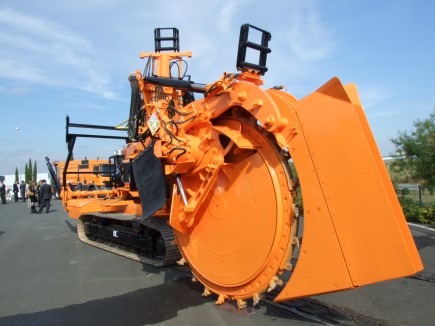 Pose mécanisée d'un câble 320 000 V en première mondiale