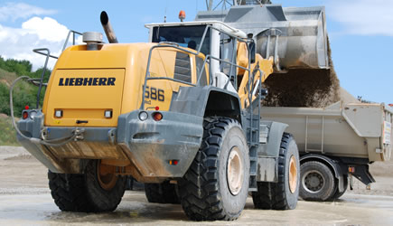 22 à 24 l/h pour la Liebherr L586 de Delmonico-Dorel