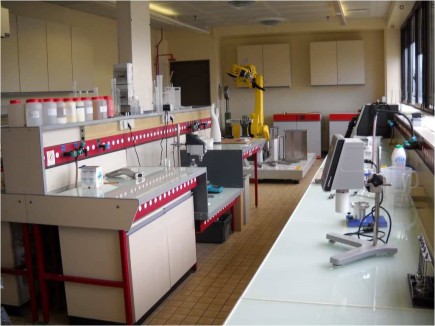 Un laboratoire dédié aux gants de protection