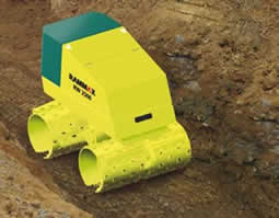 Rouleaux de tranchées à usage universel : Ammann fait le poids