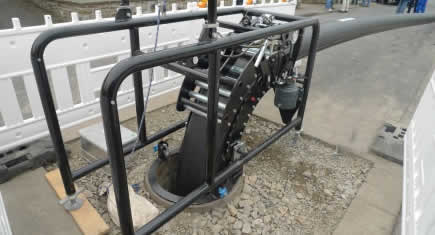 Eclatement de canalisations facilité par ovalisation de tubes chez Tracto-Technik