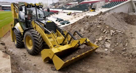 Caterpillar lance la deuxième génération de ses chargeuses-pelleteuses série E