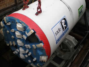 Baptême d’un micro tunnelier Sade/SMCE Réha à Rennes