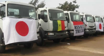 Renault Trucks fournit 16 camions au Sénégal