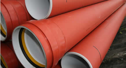 Forte charge et faible pente, une équation résolue