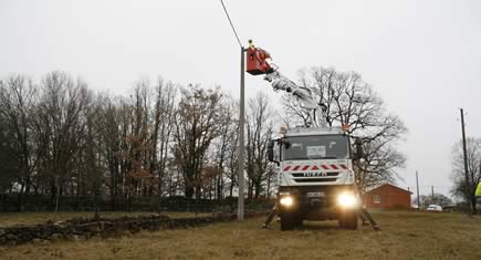 Le premier pose poteaux et nacelles Risa à l’épreuve du terrain