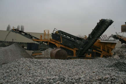 VDSTP étrenne le premier crible Rubble Master d’Ile-de-France