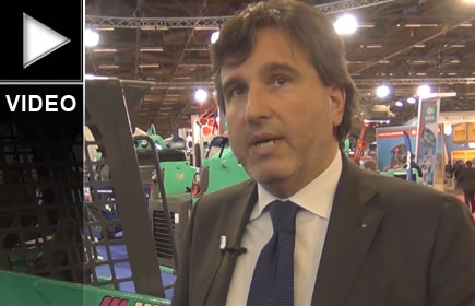 Intermat 2012 :  les mini-chargeurs IHIMER AS30 et AS34