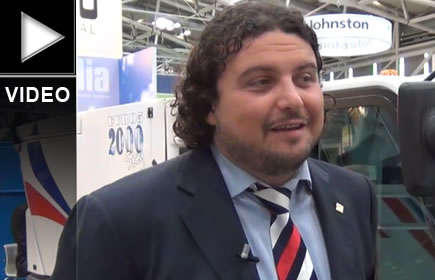 Ifat-Entsorga2012 : la balayeuse de voirie Dulevo 2000 Sky