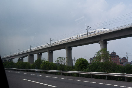 La plus longue ligne de TGV inaugurée en Chine