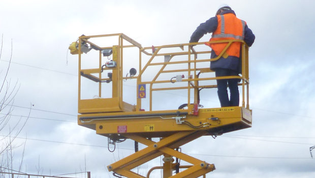 Neotec livre cinq nouvelles nacelles ciseaux en Allemagne