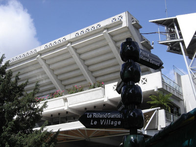 Rénovation Roland-Garros : une solution alternative ?