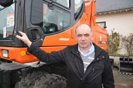 François Jacob à Blois : 435 Doosan  en région Centre