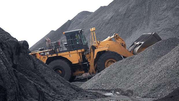 Graissage : Groeneveld fait ses preuves sur une Caterpillar 990