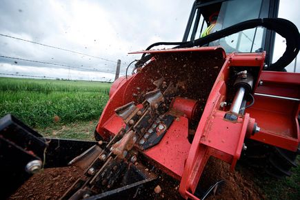 Ditch Witch lance une nouvelle trancheuse compacte, la RT120