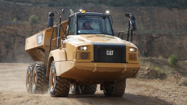 CAT revoit le design de ses tombereaux de Série C