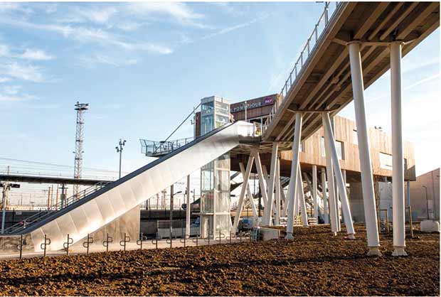 Vinci livre la gare RER du pôle multimodal Créteil Pompadour