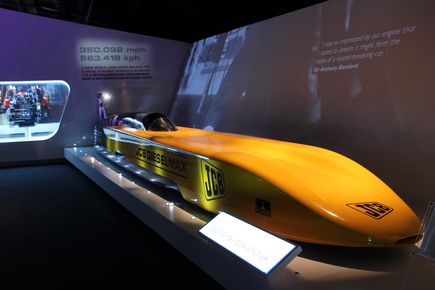 Léger repli pour JCB France en 2013