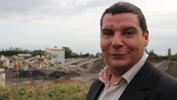 Perrier TP à Mions : le recyclage avant tout 