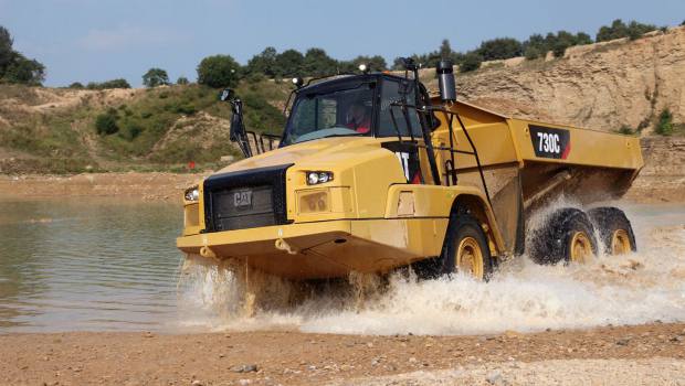 ConExpo : Caterpillar renouvelle les 725C et 730C