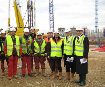 A Lyon, les grues Potain érigent le Stade des Lumières
