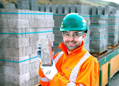 Au Royaume-Uni, Cemex propose un produit alternatif à la brique