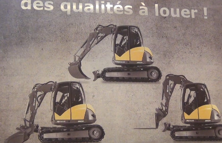 DLR 2014 : Mecalac complète sa plate-forme de pelles compactes MCR