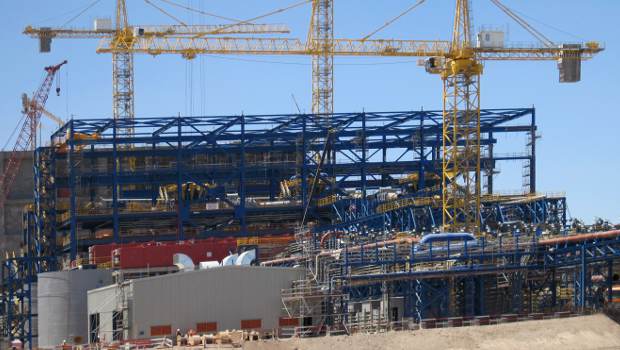  Liebherr sous le soleil du désert de l'Atacama au Chili