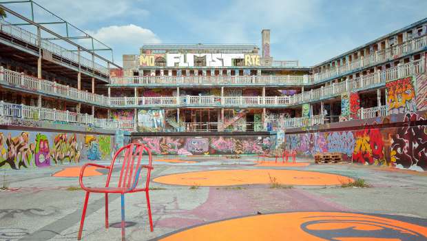 Paris : la piscine Molitor se métamorphose 