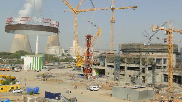 Inde : Liebherr coiffe la centrale nucléaire de Kakrapar