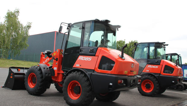 Kubota dévoile deux chargeuses articulées de 650 et 850 l