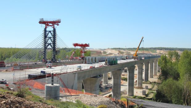 LGV SEA : les « viaducs jumeaux » de l’Auxance 