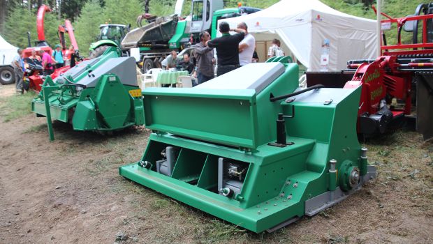 Euroforest : des casse-cailloux chez Hantsch