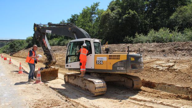 A71 : une pelle avec GPS tire son épingle du jeu