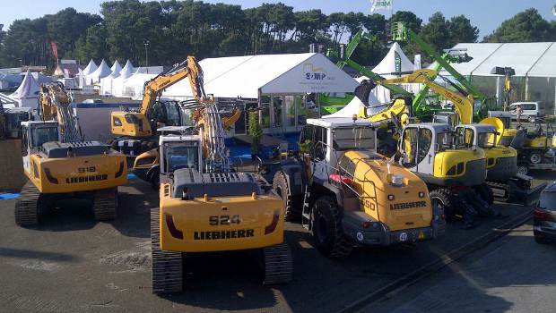 SOMTP Ouest expose Liebherr à la Foire du Mans